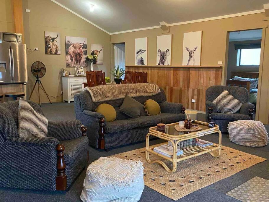 Great Lakes Wilderness Three Bedroom Home Miena Экстерьер фото